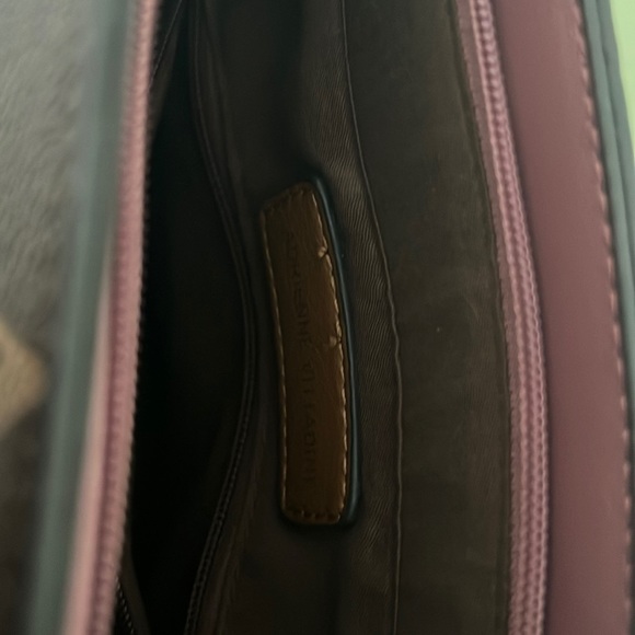 Adrienne Vittadini Bag 🌸 - Picture 4 of 7